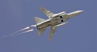 敘利亞Su-24戰轟機遭反叛軍擊落 