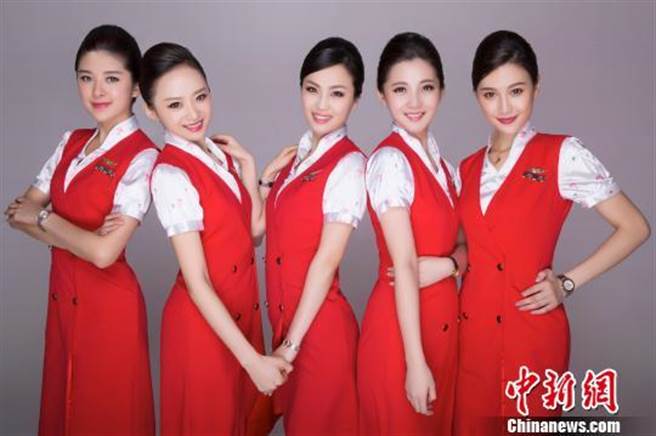 深圳航空獲「世界十佳美麗空姐」榜首。(中新網)