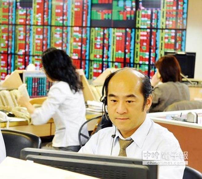 外商認為，台股因應周六彈性補班開市交易的做法，會提高交割風險。(本報系資料照片)