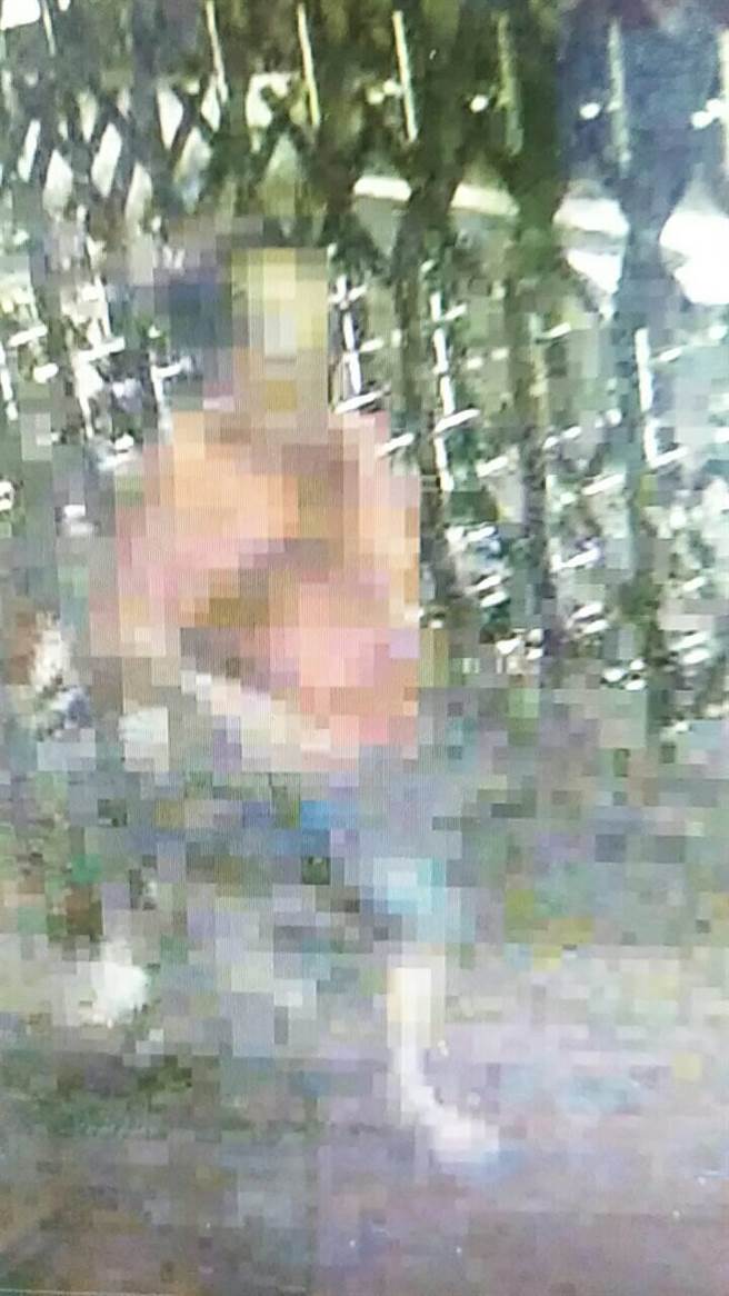 男子夜闖海科大女生宿舍，警方已鎖定對象追緝。(郭韋綺翻攝)