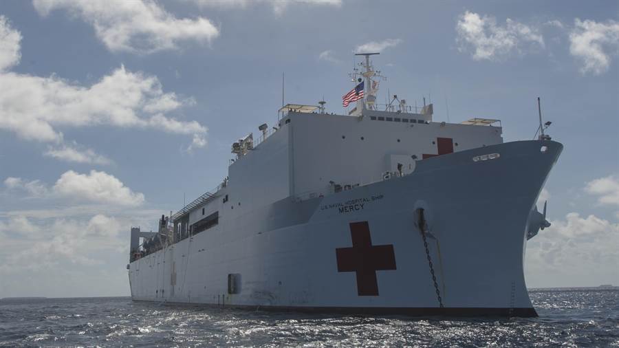 美國海軍醫療船「仁慈」（Mercy）號。（圖／摘自美國海軍網站）