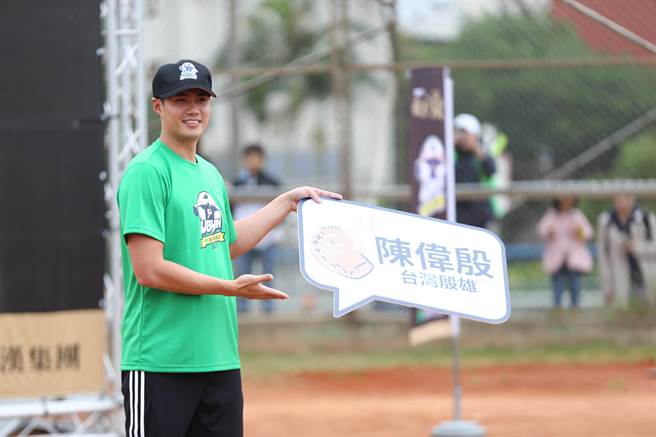 旅美好手陳偉殷去年11月曾受邀到清大舉辦訓練營，如今傳出將以榮譽教授身分到清大授課。（資料照，徐養齡攝）