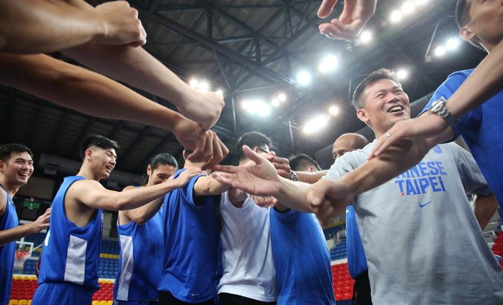 世界杯男篮 中华抗日12人出炉胡珑贸带伤上阵 体育 中时新闻网
