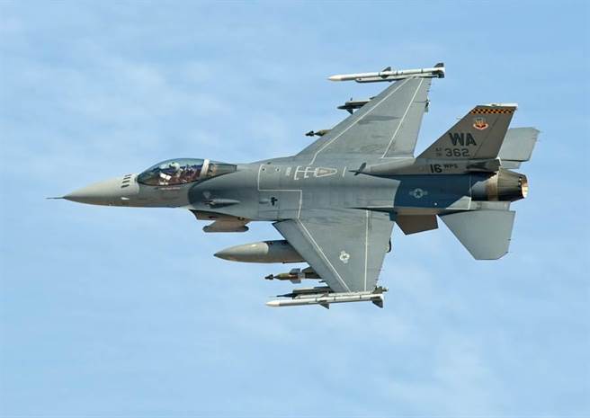 洛克希德馬丁公司出產的F-16戰機。(圖/Shutterstock)