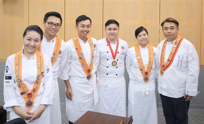 「2018世界年輕廚師菁英賽」將在7日於經國管理暨健康學院登場，現場匯聚年輕廚師菁英。（基隆市政府提供）