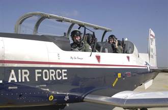 美國空軍找到戰機缺氧原因 全部修復需要4年