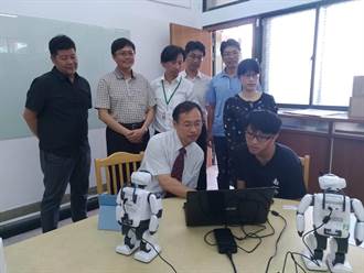 人機共學 台南大學教授李健興：目標3、5年後機器人以人為師