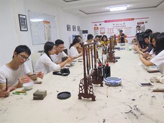 台灣人看大陸》繁忙社會裡沉靜從容的傳統工匠