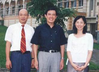 獨》韓國瑜夫妻辦學重國際觀 18年前照片曝光「都沒變」