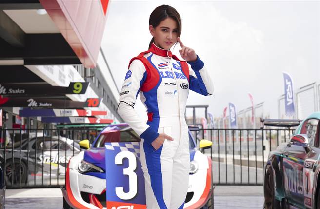 昆凌 叱咤風雲 扮賽車手周杰倫嚴禁老婆拍吻戲 娛樂 時報周刊