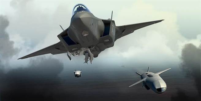 美军F-35的联合打击导弹系统将纳入挪威康斯柏格研发的NSM导弹，大幅增强其反舰攻击能力。图为F-35发射联合打击导弹的想像图。（图／康斯柏格防卫与航太公司）