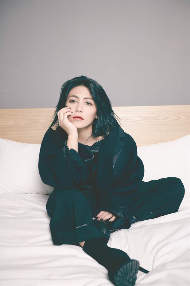 艾怡良守「不裸體」原則 見床興奮爬上去 - 娛樂 - 中時