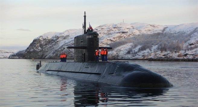 採用绝气推进动力系统的俄罗斯拉达级常规攻击潜舰。（图／卫星通讯社）