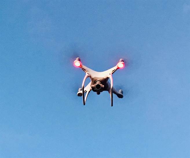 民用无人机示意图。(图/李俊毅摄)