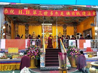 行動佛殿27站到港都  千人參與「觀音法會」