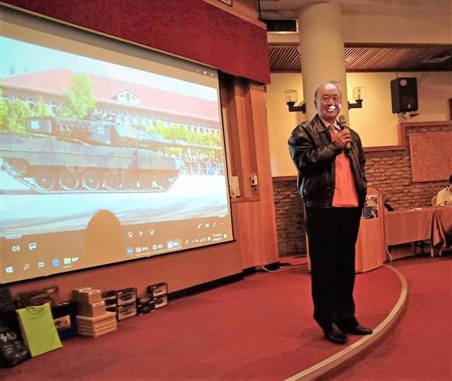 国防大学前校长曾金陵上将致词。(摄影/江飞宇)