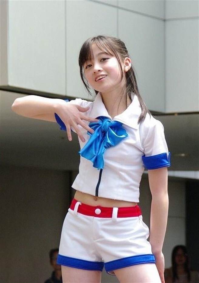 千年一遇美少女 橋本環奈曬雪肌美乳引暴動 名人 樂時尚