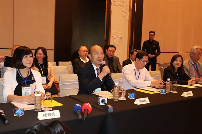 拿下億元訂單！韓國瑜「賺錢說」真情感人。(圖/翻攝自韓國瑜臉書)