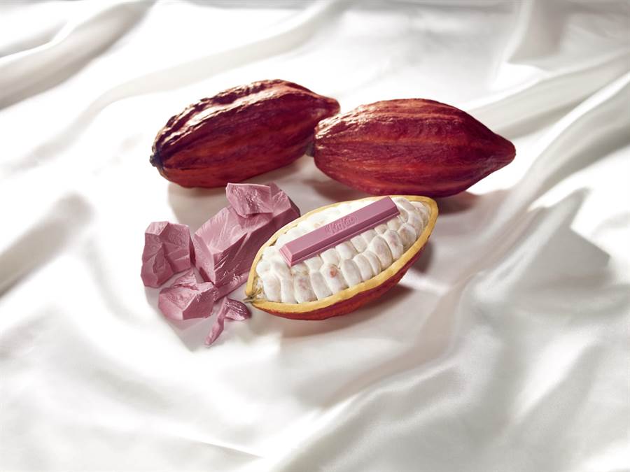 雀巢表示，紅寶石巧克力是由純天然的紅寶石可可豆（Ruby Cocoa Bean）萃取提煉而成。圖／業者提供