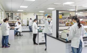 富味鄉品保實驗室獲TAF微生物實驗室認證