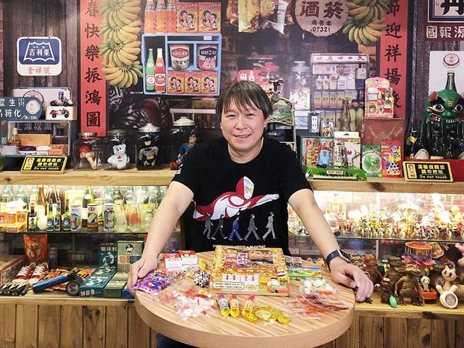 《永慶公益講座》邀請懷舊大師張哲生，帶聽眾回味花仙子、海王子、小甜甜、無敵鐵金剛等懷舊卡通。