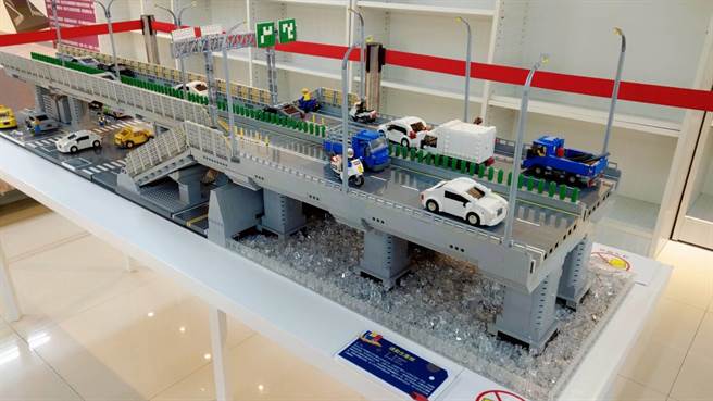 樂高積木做紀錄即日起龜山圖書分館展出 生活 中時