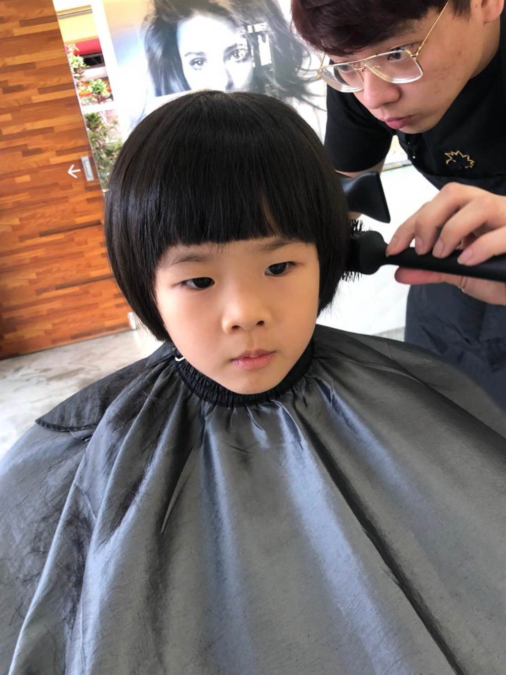 歡迎光臨自家理髮廳！親手幫孩子剪頭髮省錢又方便 | 蕃新聞