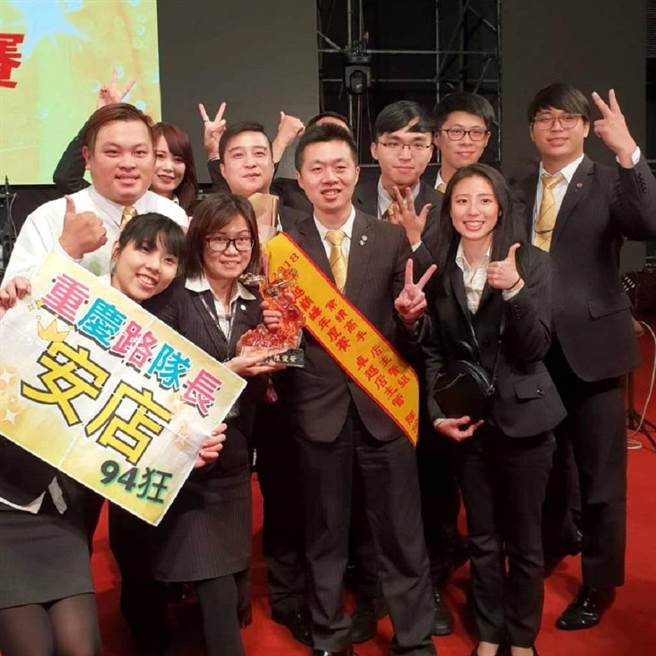 因为有强大的团队合作，才能使杨惠如克服种种的障碍。(图/永庆房屋 提供)