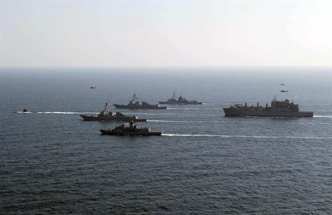美海军内部已形成共识，舰队的数量并非绝对因素，重点是提升海军的整体力量。图为美军舰队在阿拉伯海演习。（图／美国海军）