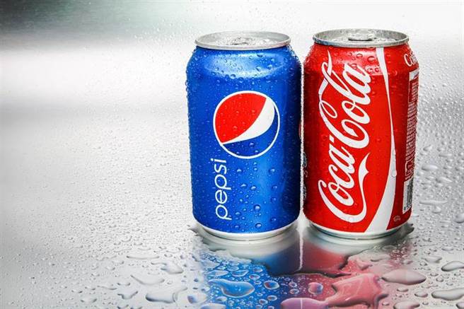 将可乐罐溶解 剩下东西超惊人(示意图/美联社)