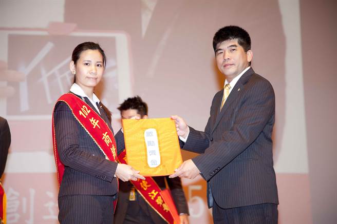 刘春美转职后在永庆房屋完成购屋梦想。