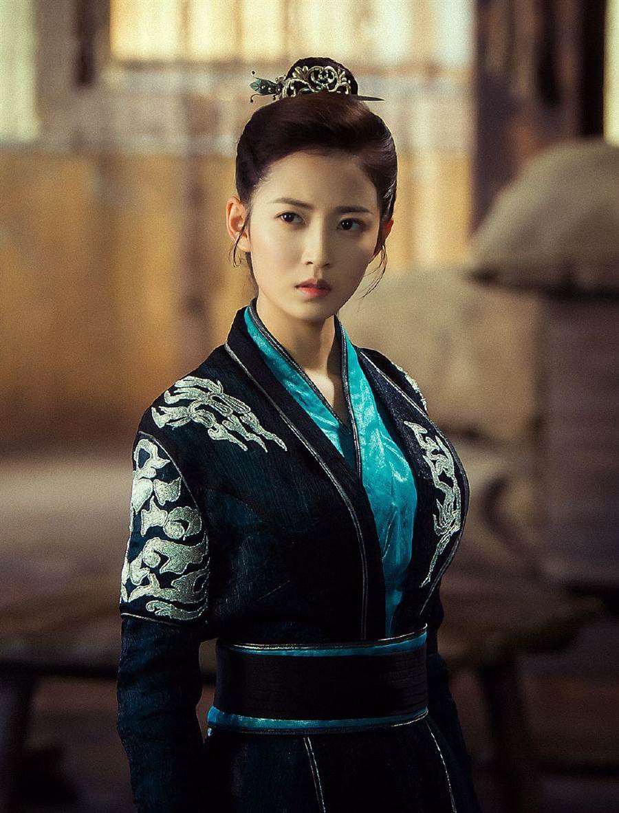 陳鈺琪在《香蜜沉沉燼如霜》中飾演魔界公主鎏英。(中天)