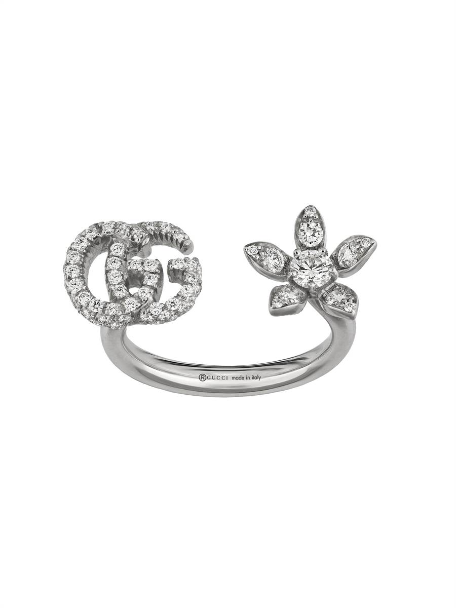 GUCCI的Flora系列18K白金GG LOGO和花卉鑲鑽戒指，15萬8500元。（GUCCI提供）