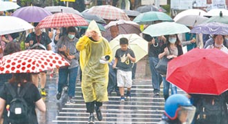 北台明防豪、大雨 梅雨季這天結束