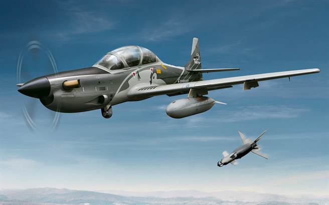 全球最大的军火制造国美国，现在也将向巴西购买A-29超级大嘴鸟轻型攻击机。（图／巴西航空工业公司）