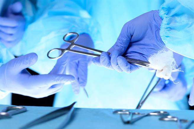 女子离奇腹痛 竟是这物藏肚23年(示意图/达志影像)