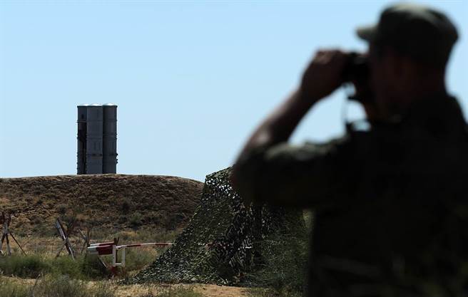 俄罗斯官方称S-500测试进行非常顺利，量产消息延后发布是因先前正在与印度及中共商谈出售S-400的合约。（图／塔斯社）