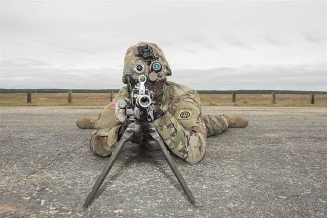 美陆军开发新一代特战步枪(图)将全面取代现役的M4卡宾枪和M249特战自动步枪。（图／美国陆军）