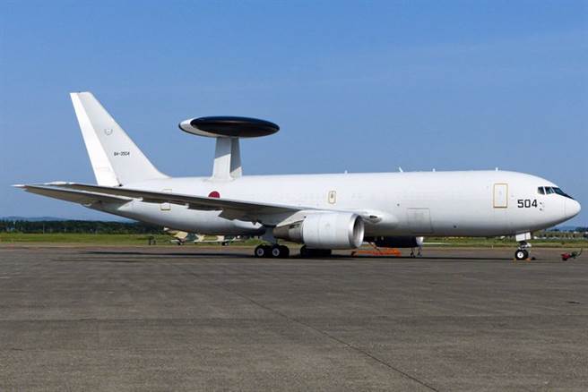 日本为因应对日渐增加的中共机船队巡航监控任务，开始对其空中预警机队进行升级。（图／日本航空自卫队）