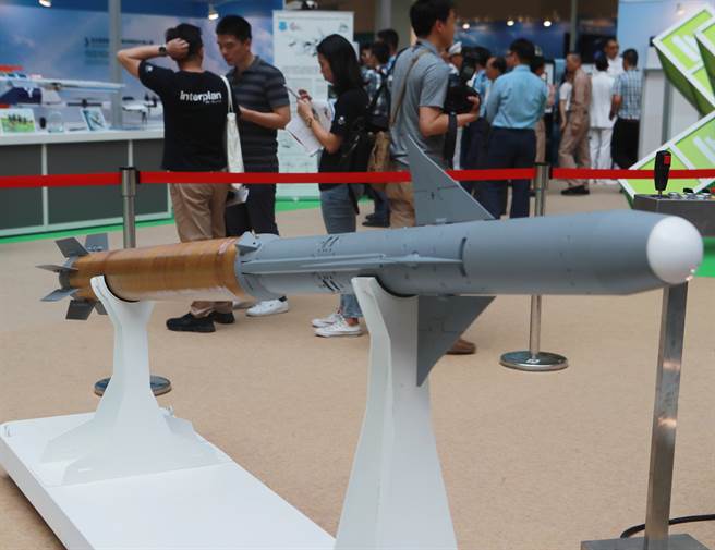2019台北国际航太暨国防工业展中，以天剑飞弹为架构的海剑羚飞弹模型。（图／陈怡诚摄）