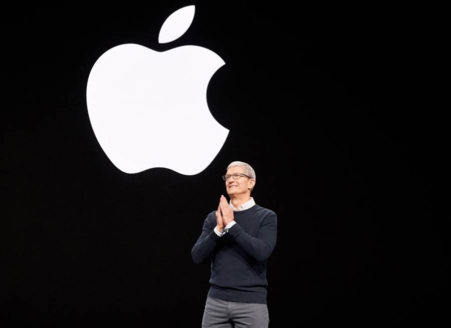 蘋果 CEO Tim Cook 開場主持 2019 年三月份春季發表會。(圖／翻攝蘋果官網)