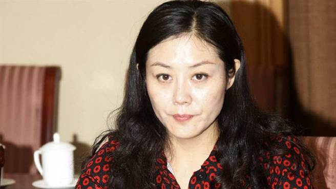 大陆甘肃省武威市前副市长姜保红外型出色，传她靠美色换官位，一路狂升职。（网路照）
