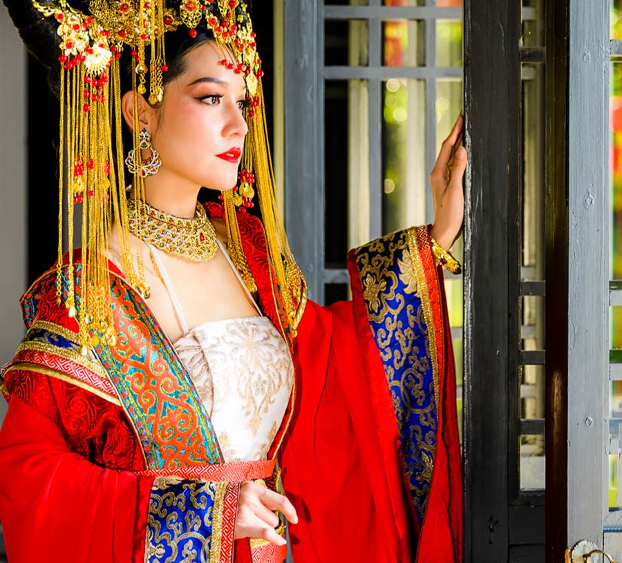 风韵什么什么的成语_成语故事简笔画(4)