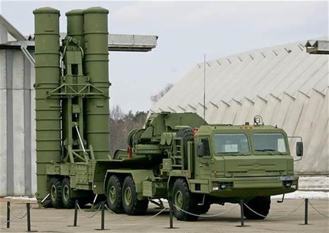 俄羅斯S-400「凱旋」（Triumf）飛彈防空系統的資料照。（俄羅斯國防部）