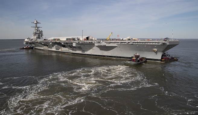 美福特号航母以东风-21D为假想敌进行爆炸衝击测试与武器系统整合，预备2022年进行作战部署。（图／美国海军）
