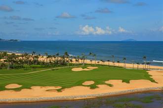 造訪美麗陽江，挑戰國際標準18洞高爾夫球場
