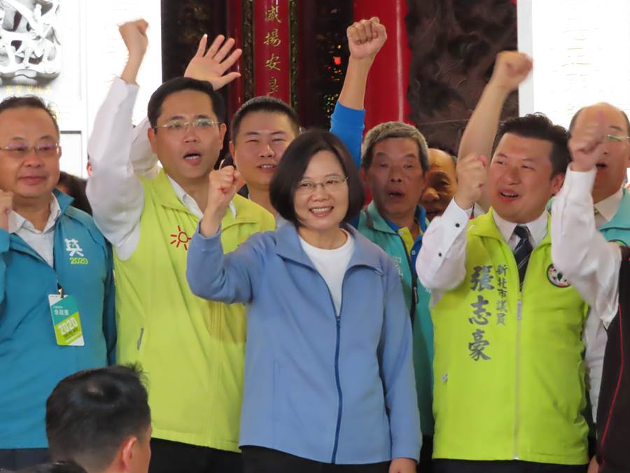 走訪中和宮廟 蔡英文：對岸最怕台灣人團結 - 政治