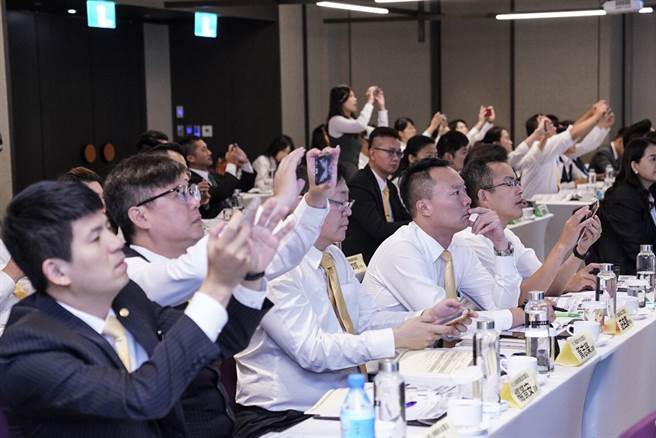 永庆房产集团首创「房仲经营管理师课程」传授加盟店头兼具实务与理论的经营管理指南，课程场场爆棚。