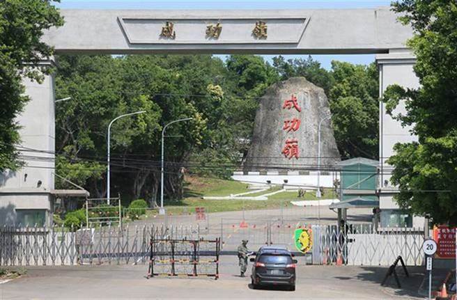 他下月入伍 网狂推成功岭2大美食（图／本报资料照片）