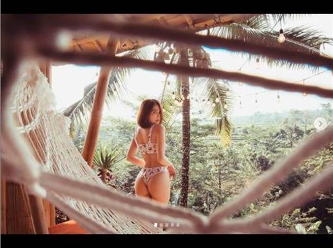 图为越南知名火辣女星邓玉贞，激似昆凌。（摘自邓玉贞IG）